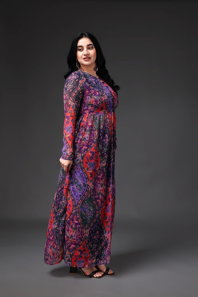 Model wearing Polyster Chiffon Tunic with Pattern type: Floral-3