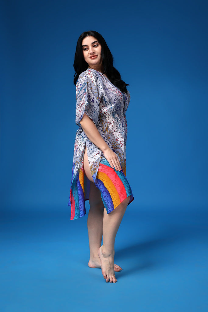 Model wearing Polyster Georgette Kaftan  with Pattern type: Abstract-3