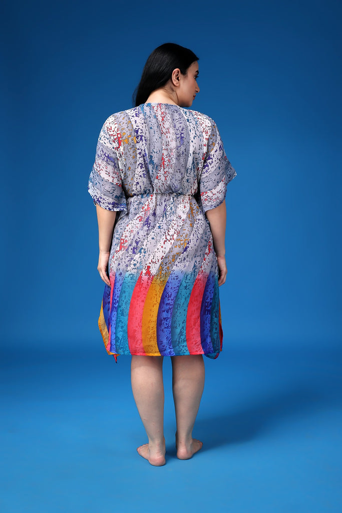 Model wearing Polyster Georgette Kaftan  with Pattern type: Abstract-4