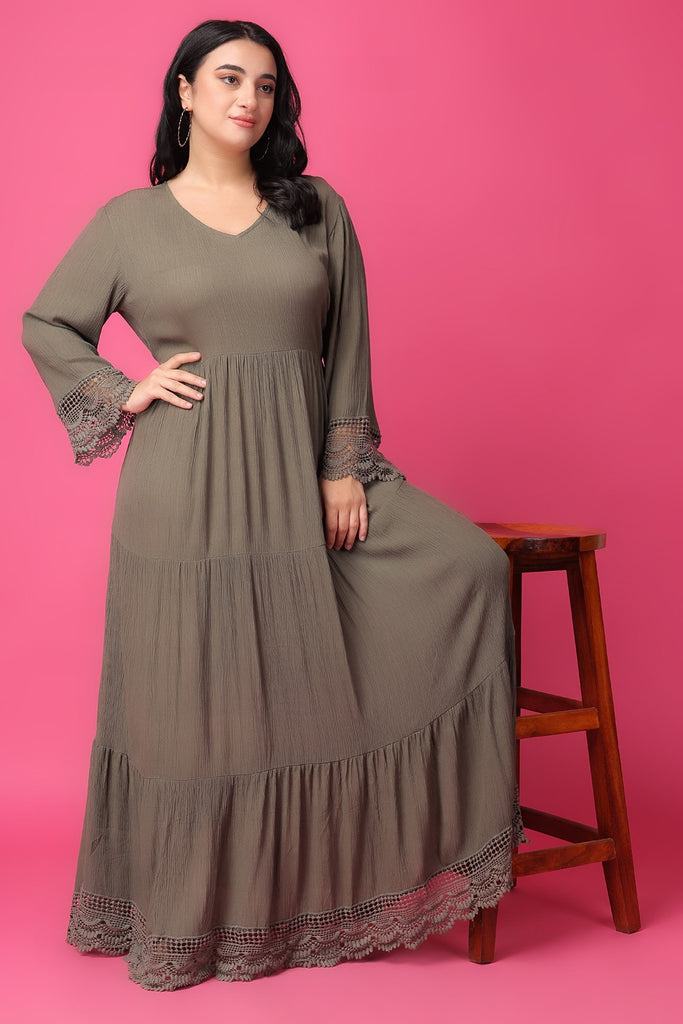 Model wearing Viscose Crepe Maxi Dress with Pattern type: Solid-44
