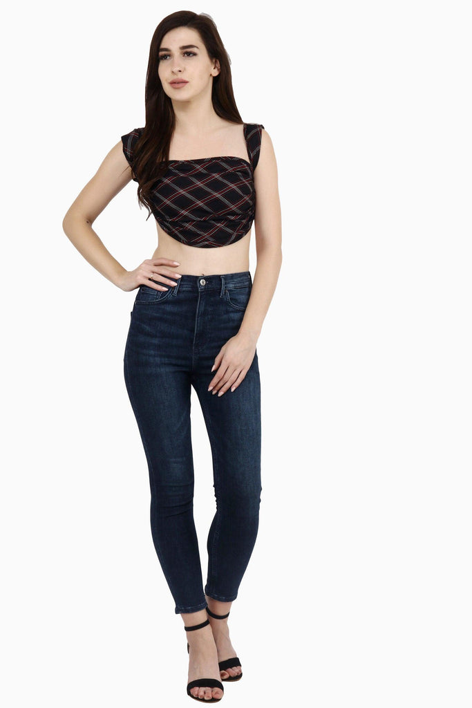 Model wearing Polyester Crop Top with Pattern type: Checked-3