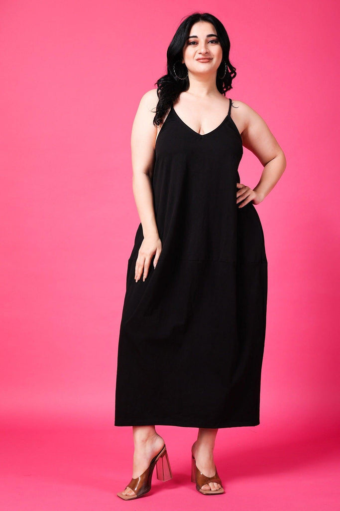 Model wearing Cotton Lycra Maxi Dress with Pattern type: Solid-2
