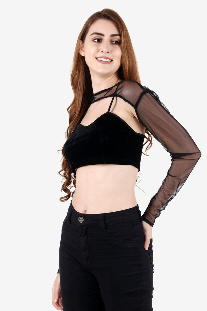 Model wearing Net Sleeves with Pattern type: Solid-3