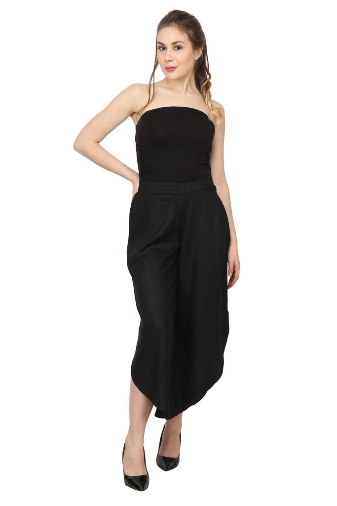 Model wearing Rayon Pant with Pattern type: Solid-1