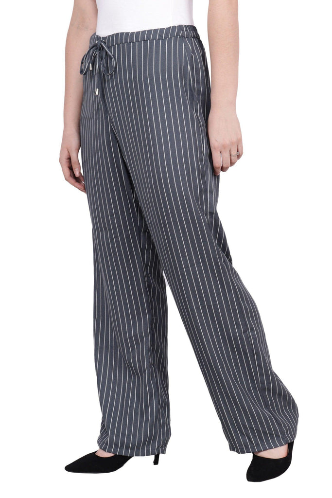 Model wearing Poly Crepe Pant with Pattern type: Striped-5
