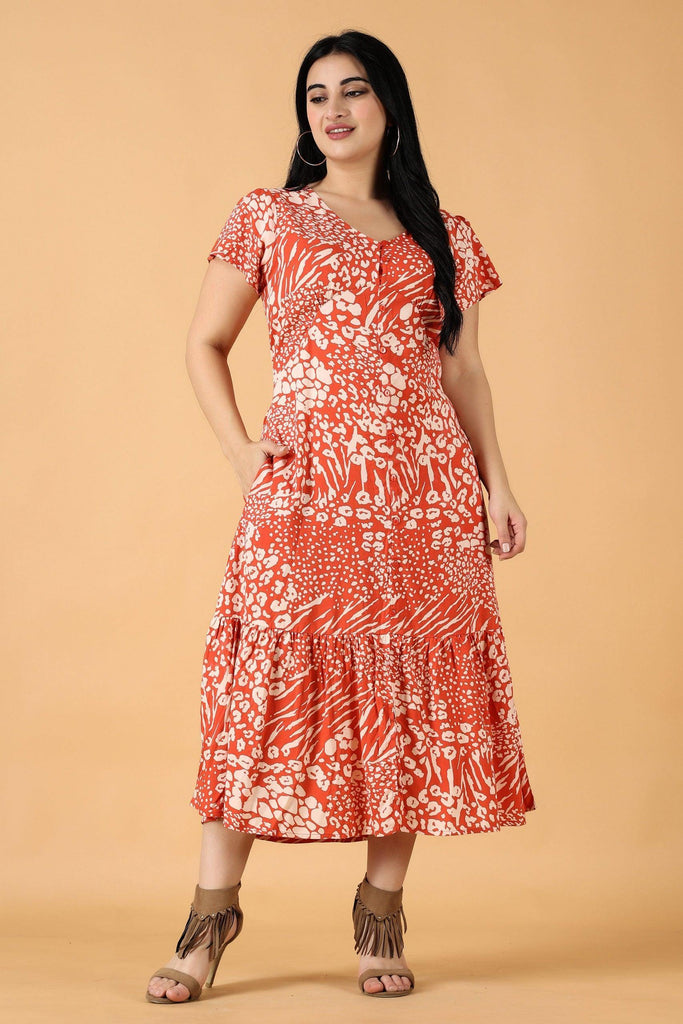 Model wearing Viscose Maxi Dress with Pattern type: Abstract-4