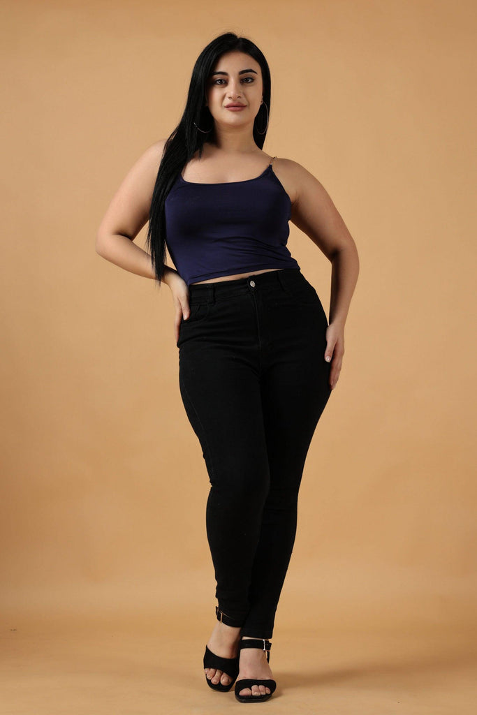 Model wearing Polyester Elastane Crop Top with Pattern type: Solid-4
