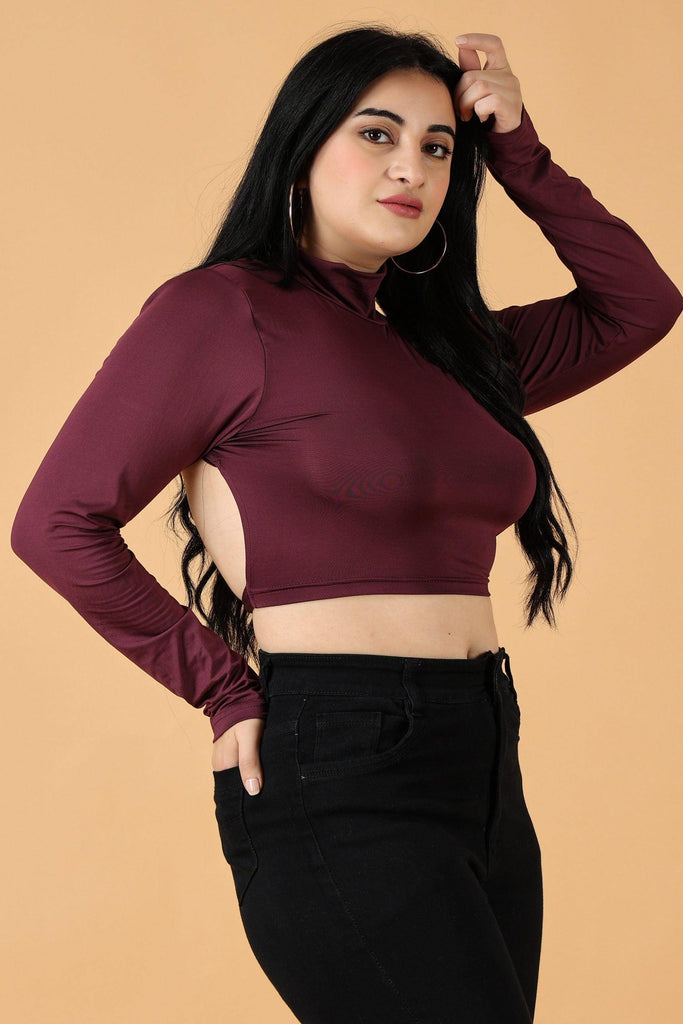 Model wearing Viscose Lycra Crop Top with Pattern type: Solid-9