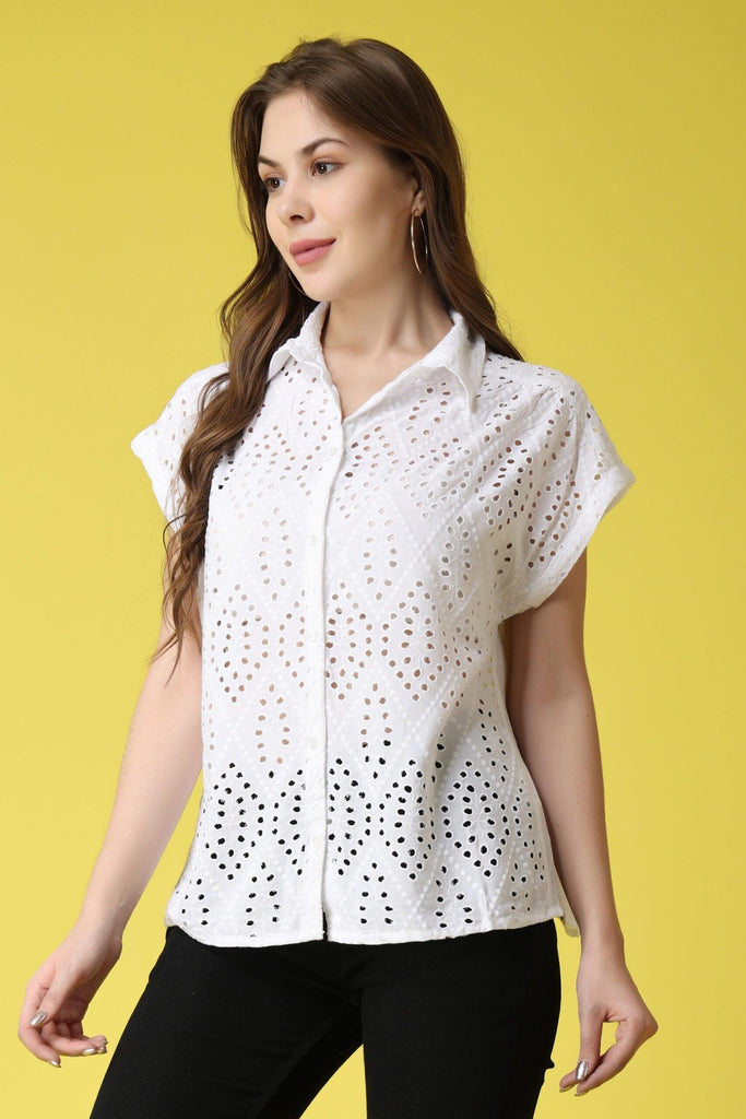 Model wearing Cotton Shirt with Pattern type: Solid-15