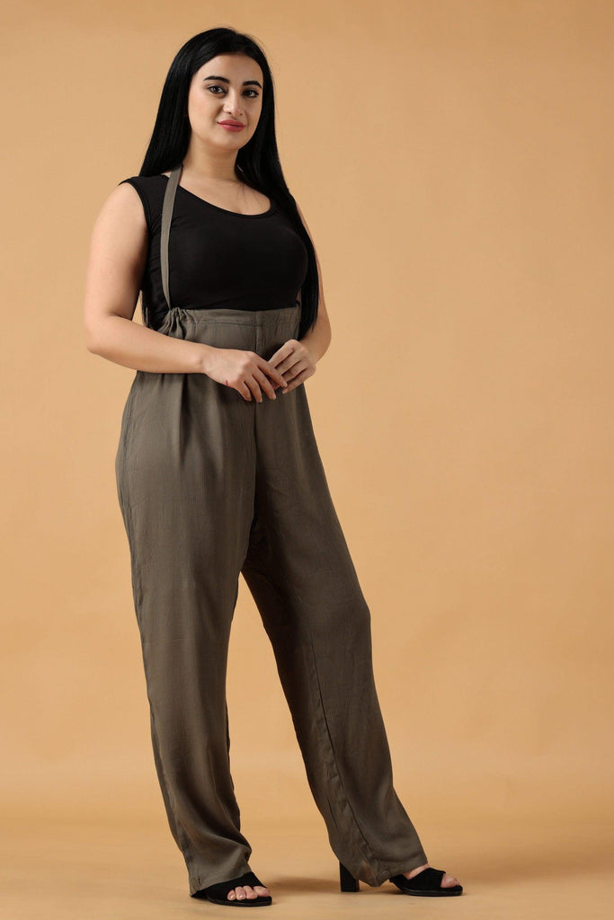 Model wearing Viscose Crepe Jumpsuit with Pattern type: Solid-6