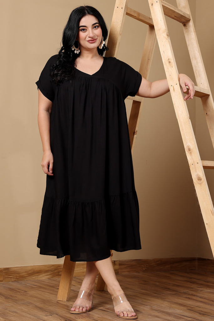 Model wearing Rayon Midi Dress with Pattern type: Solid-7