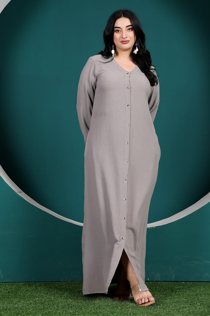 Model wearing Bubble Moss Maxi Dress with Pattern type: Solid-4