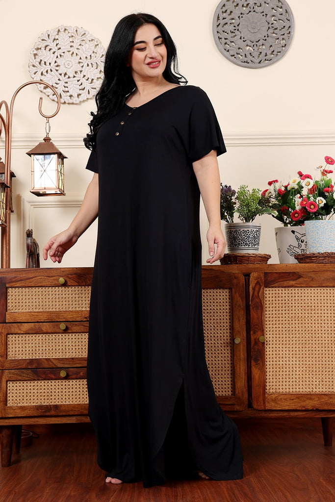 Model wearing Cotton Blended Maxi Night Dress with Pattern type: Solid-9