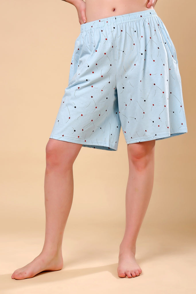 Model wearing Cotton Lycra Shorts with Pattern type: Stars-4