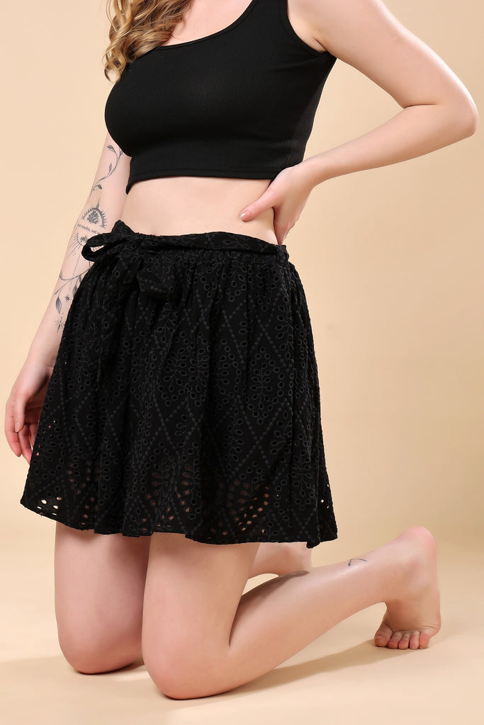 Model wearing Cotton Shorts with Pattern type: Solid-4
