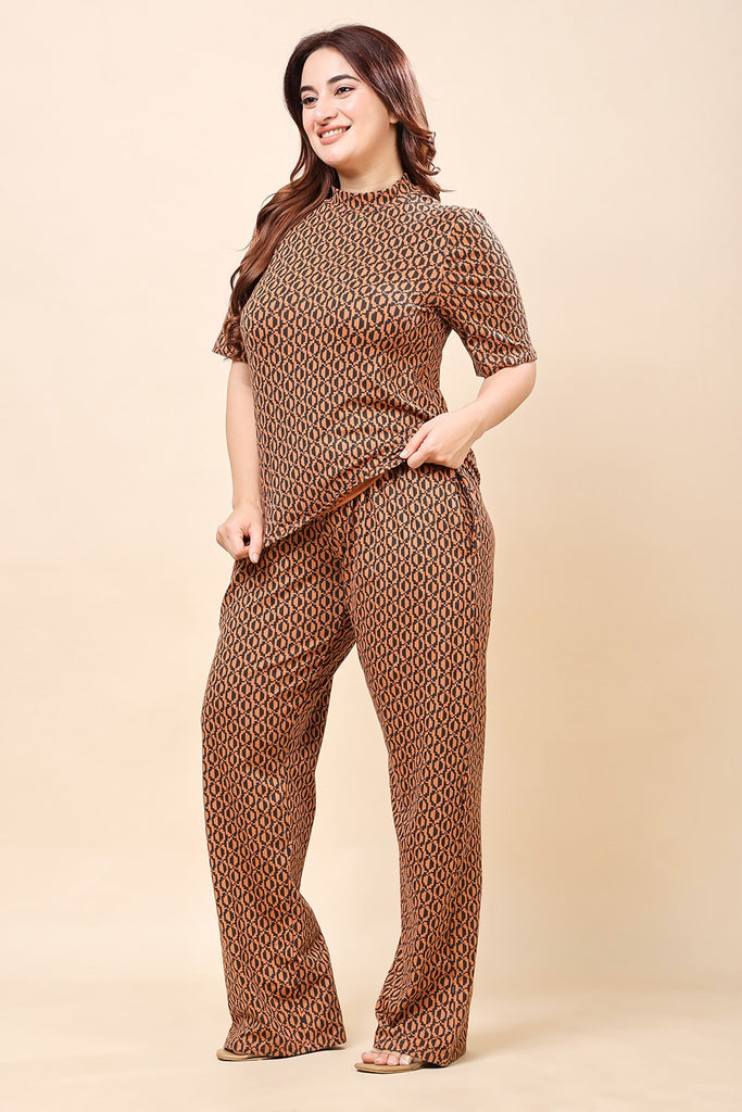 Model wearing Cotton Lycra Night Suit Set with Pattern type: Geometric-4