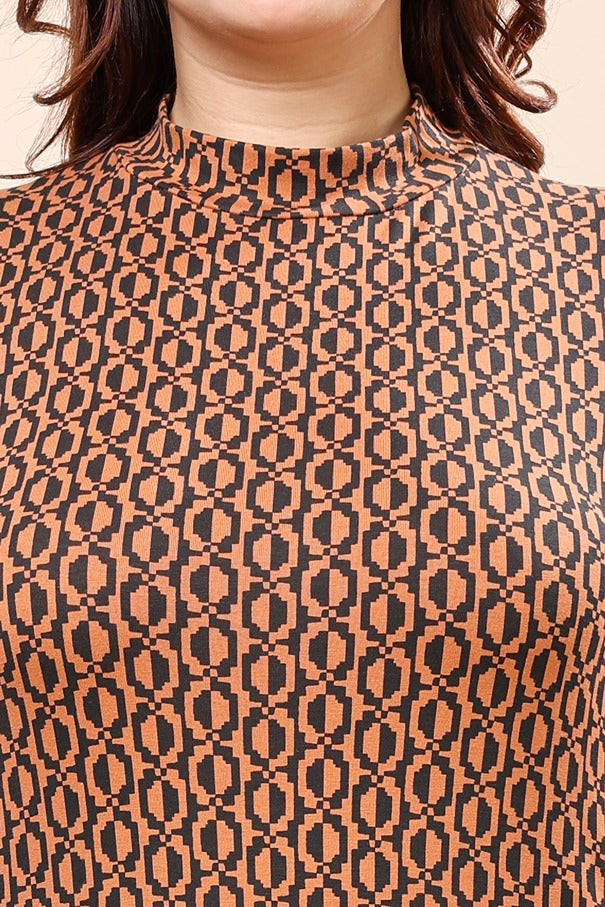 Model wearing Cotton Lycra Night Suit Set with Pattern type: Geometric-5