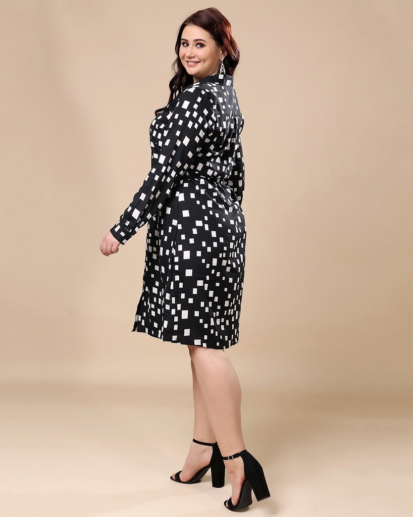 Model wearing Poly Crepe Midi Dress with Pattern type: Geometric-5