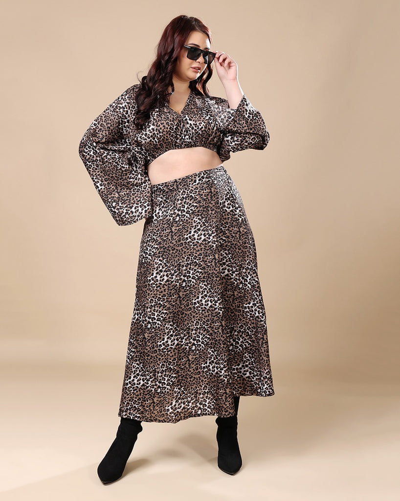 Model wearing Polyester Co-ord Set with Pattern type: Leopard-6