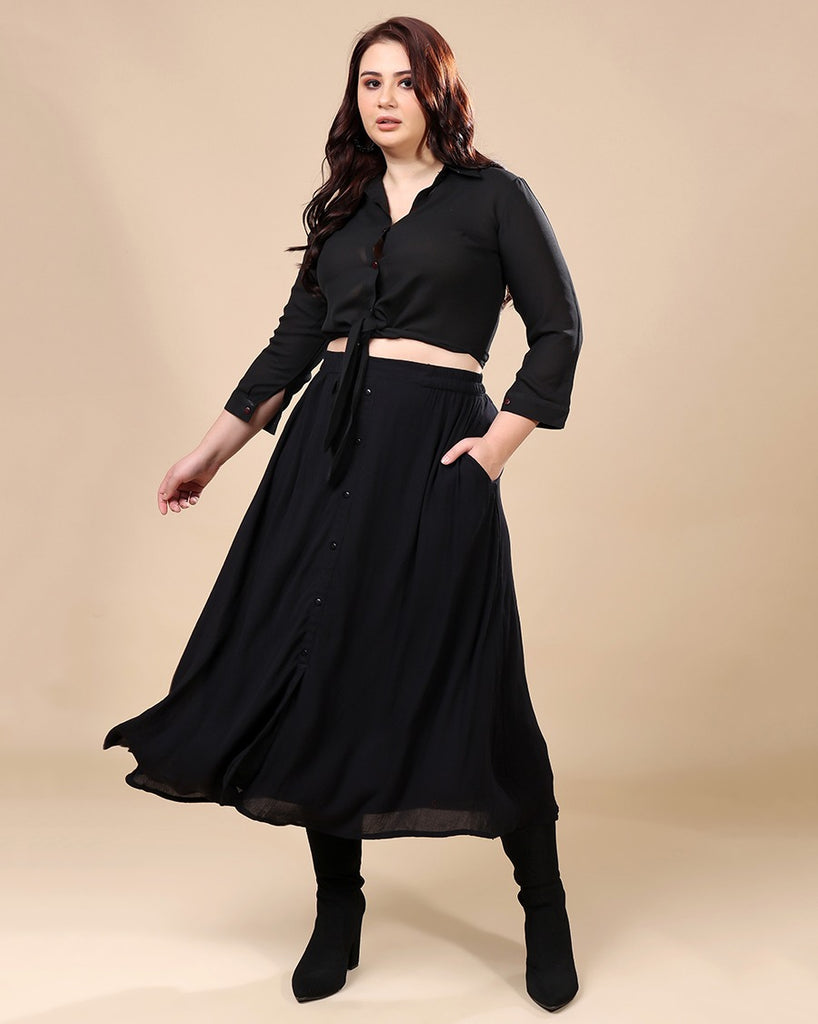 Model wearing Viscose Crepe Long Skirt with Pattern type: Solid-1