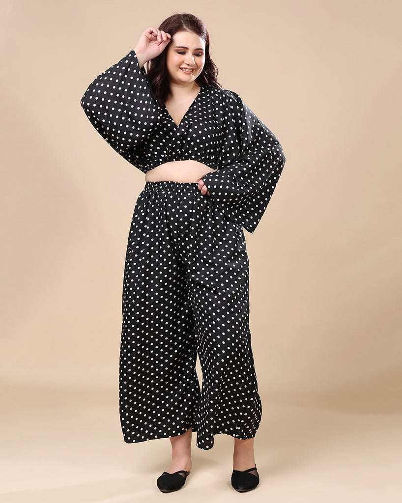 Model wearing Polyester Co-ord Set with Pattern type: Polka Dots-4