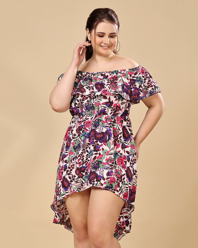 Model wearing Polyester Mini Dress with Pattern type: Floral-4