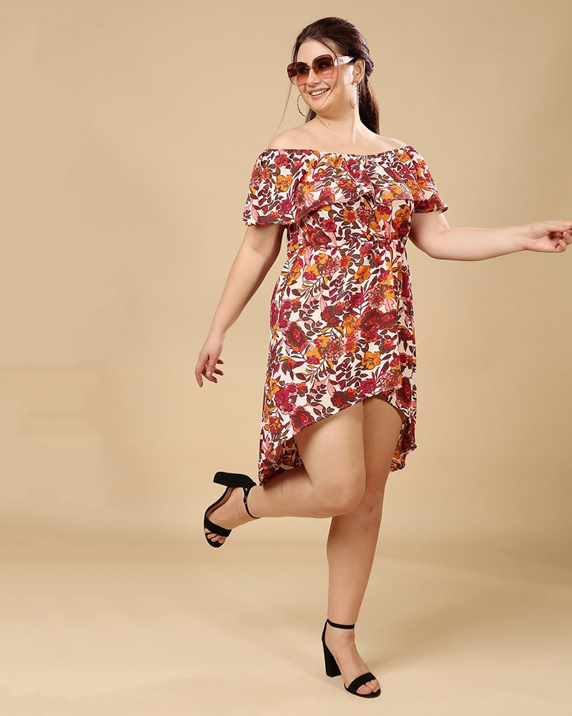 Model wearing Polyester Mini Dress with Pattern type: Floral-6