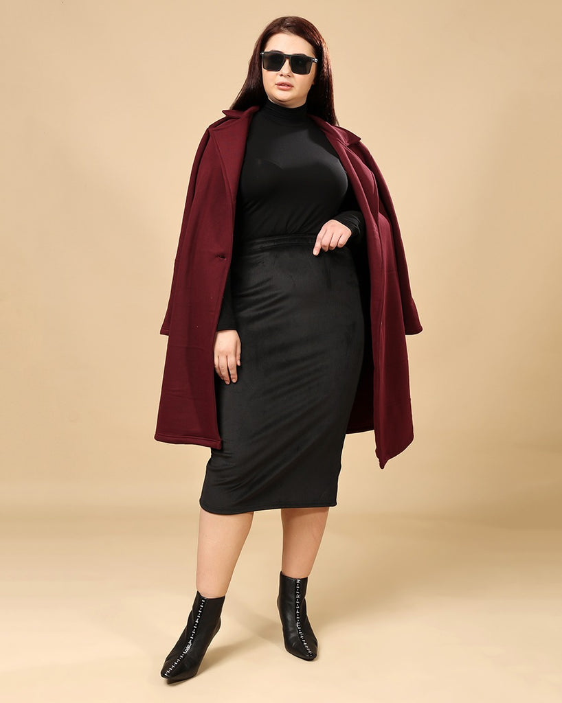 Model wearing Variegated rib Midi Skirt with Pattern type: Solid-5