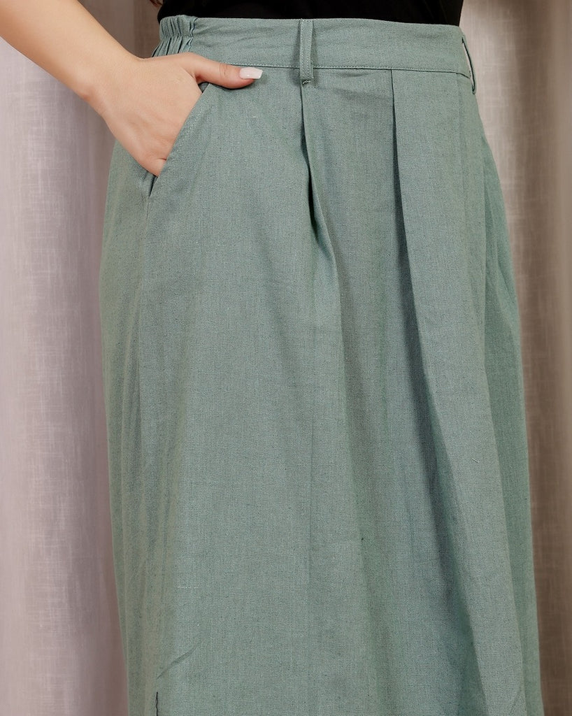 Model wearing Linen Maxi Skirt with Pattern type: Solid-11