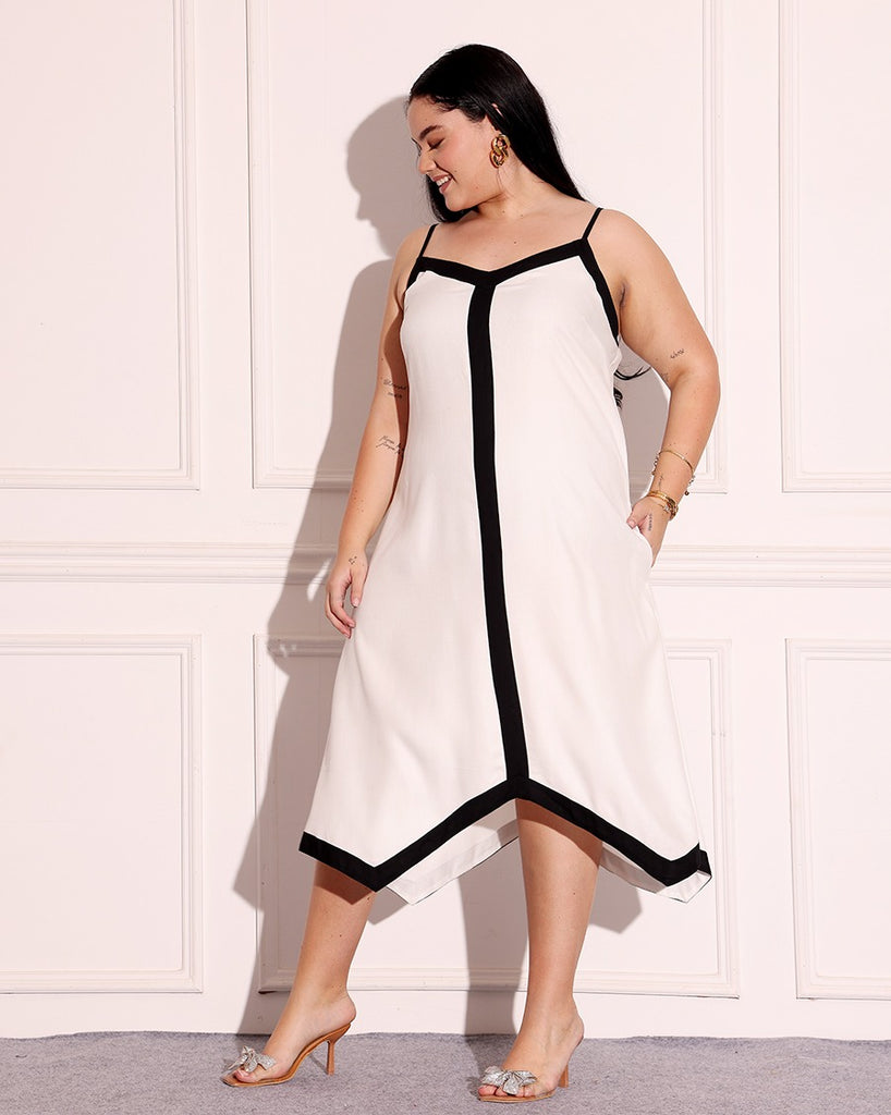 Model wearing Rayon Midi Dress with Pattern type: Solid-3