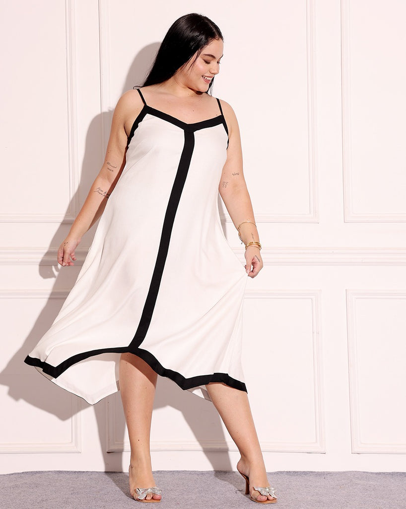 Model wearing Rayon Midi Dress with Pattern type: Solid-4