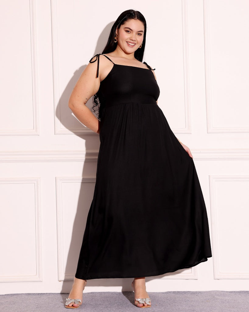 Model wearing Rayon Maxi Dress with Pattern type: Solid-2