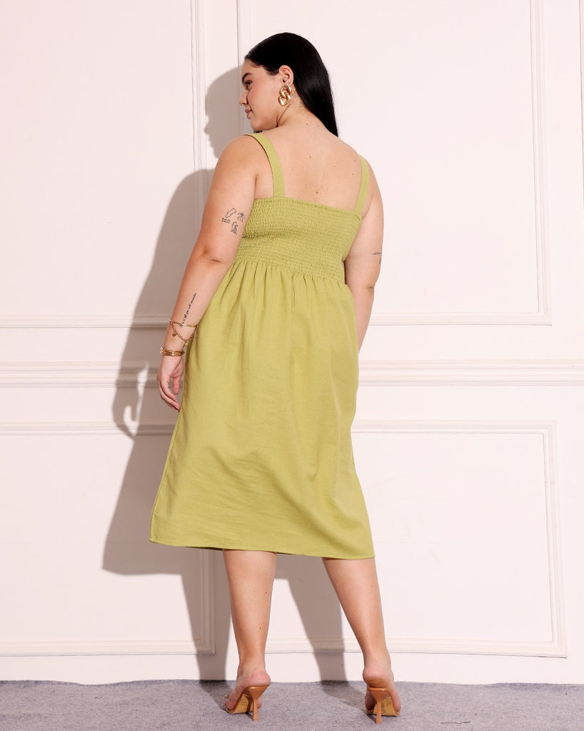 Model wearing Linen Midi Dress with Pattern type: Solid-1