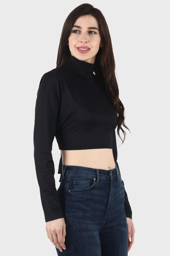 Model wearing Viscose Lycra Crop Top with Pattern type: Solid-3