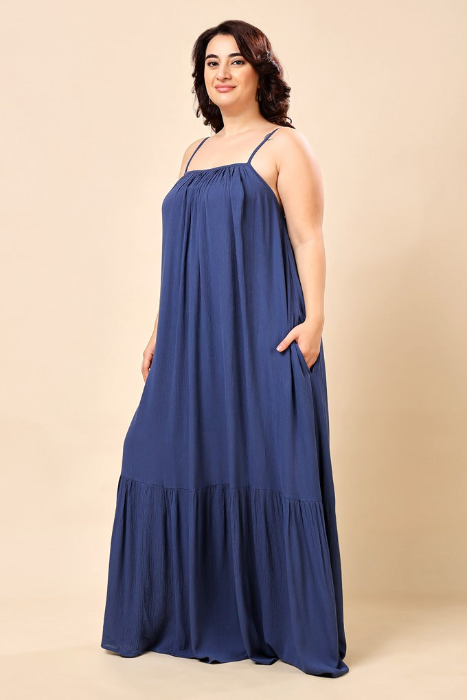 Model wearing Viscose Crepe Maxi Dress with Pattern type: Solid-4
