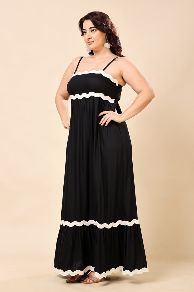 Model wearing Rayon Maxi Dress with Pattern type: Solid-3