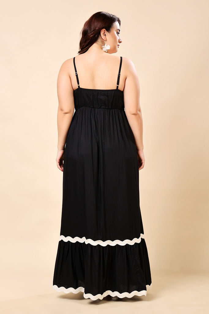 Model wearing Rayon Maxi Dress with Pattern type: Solid-6