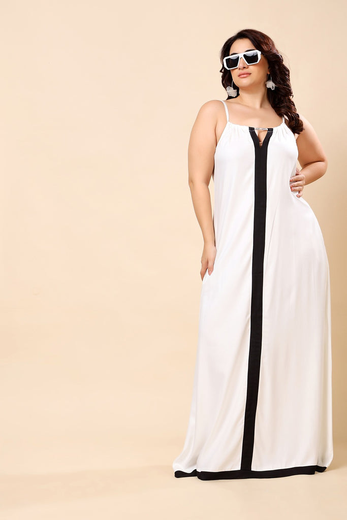 Model wearing Rayon Maxi Dress with Pattern type: Solid-6
