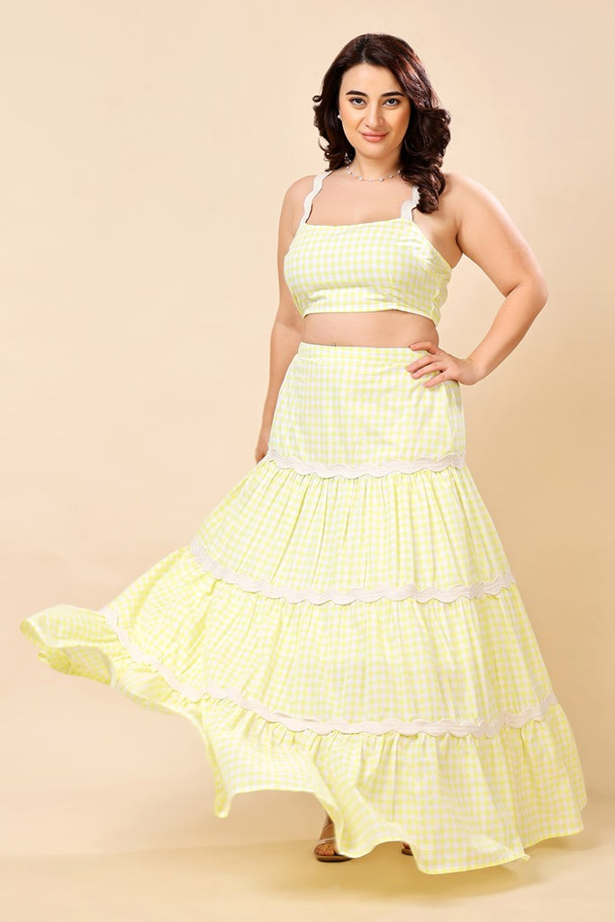 Model wearing Cotton Co-ord Set with Pattern type: Checked-3