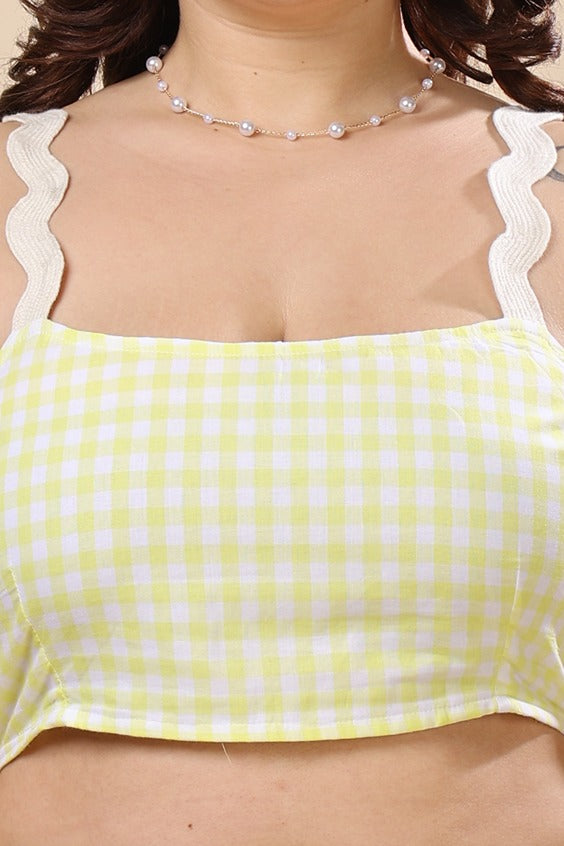 Model wearing Cotton Co-ord Set with Pattern type: Checked-5
