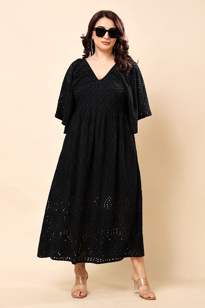 Model wearing Cotton Maxi Dress with Pattern type: Solid-8