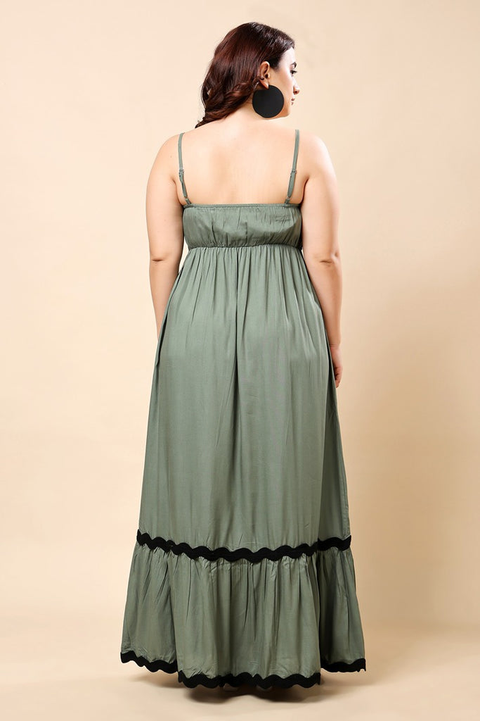 Model wearing Rayon Maxi Dress with Pattern type: Solid-14