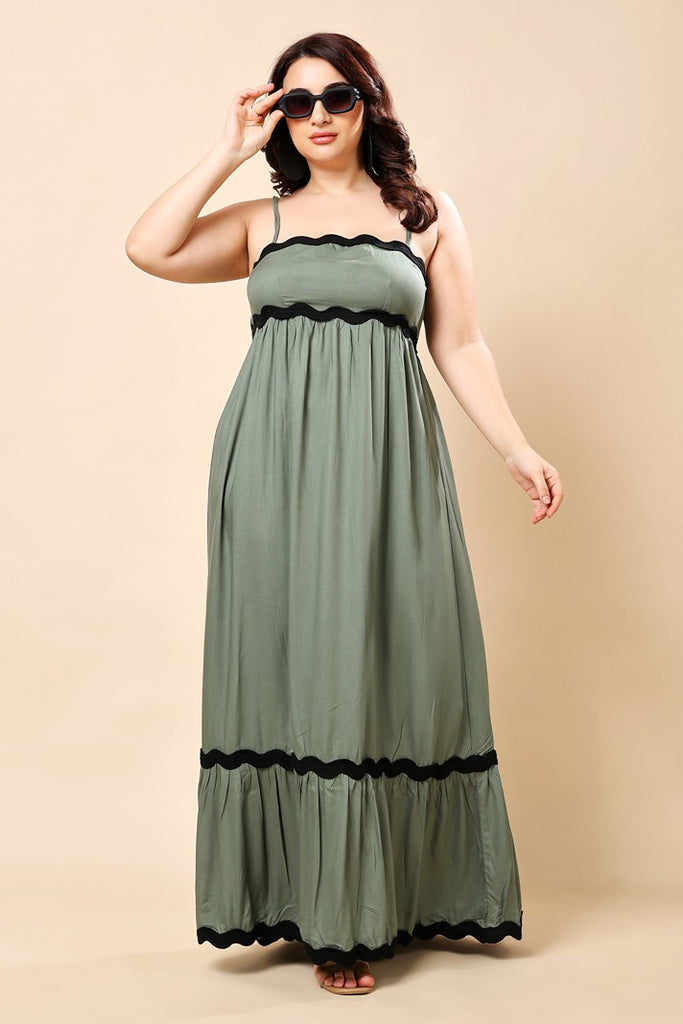 Model wearing Rayon Maxi Dress with Pattern type: Solid-16