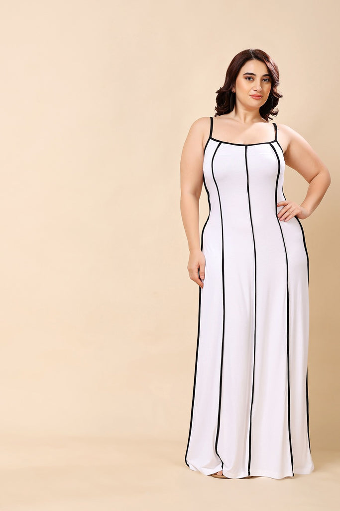 Model wearing Viscose Lycra Maxi Dress with Pattern type: Solid-5