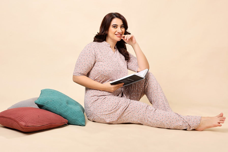 Model wearing Cotton Lycra Night Suit Set with Pattern type: Floral-3