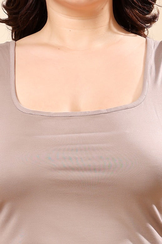 Model wearing Viscose Lycra Top with Pattern type: Solid-5