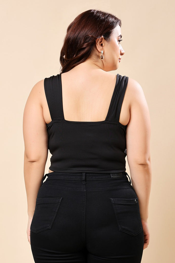 Model wearing Poly Lycra Crop Top with Pattern type: Solid-6