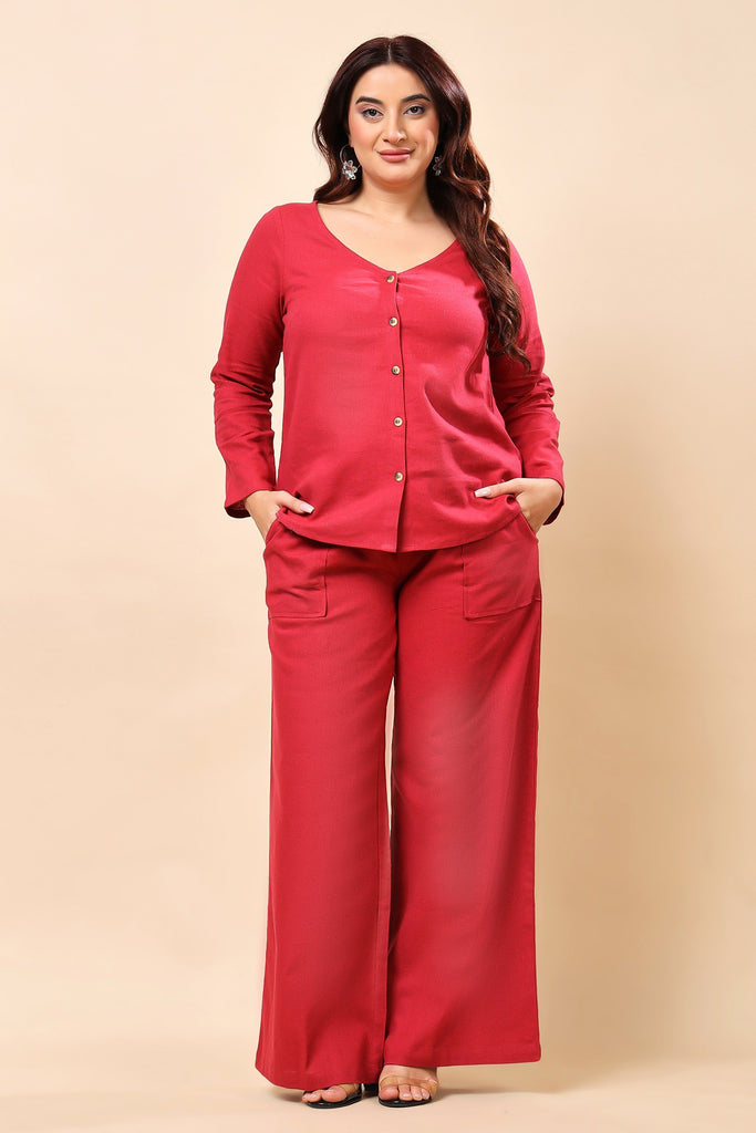 Model wearing Linen Top with Pattern type: Solid-21