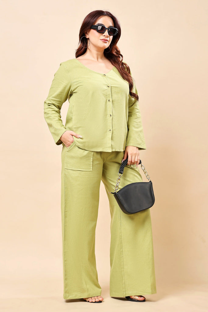Model wearing Linen Top with Pattern type: Solid-50