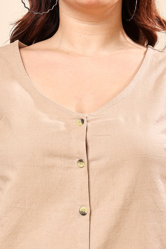 Model wearing Linen Top with Pattern type: Solid-5